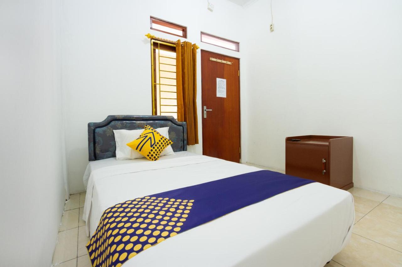 Spot On 2891 999 Guest House Sumedang Екстер'єр фото