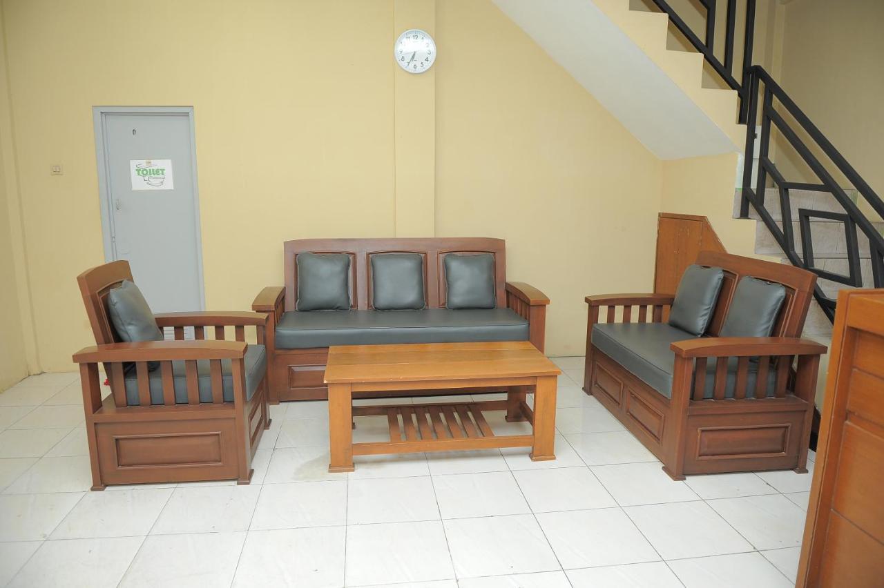 Spot On 2891 999 Guest House Sumedang Екстер'єр фото