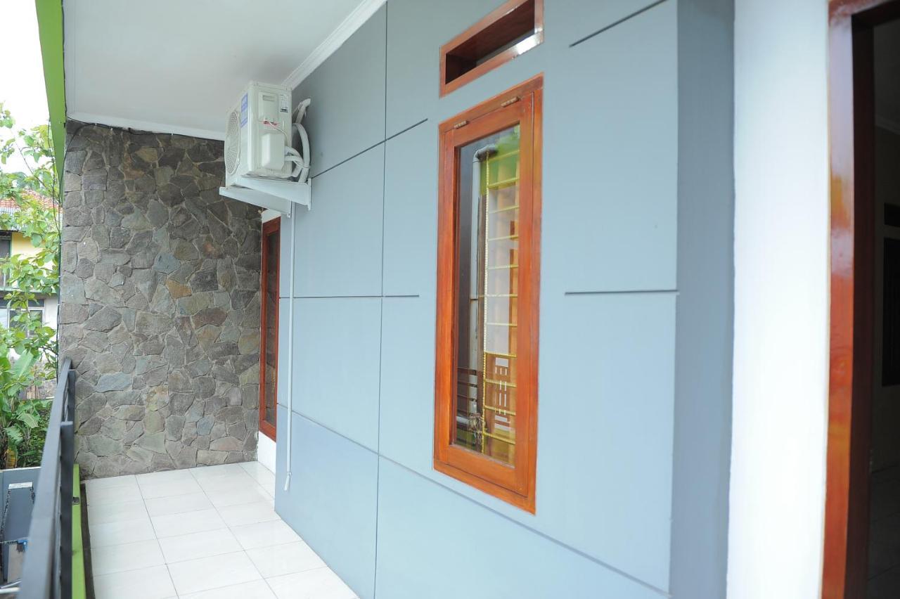Spot On 2891 999 Guest House Sumedang Екстер'єр фото
